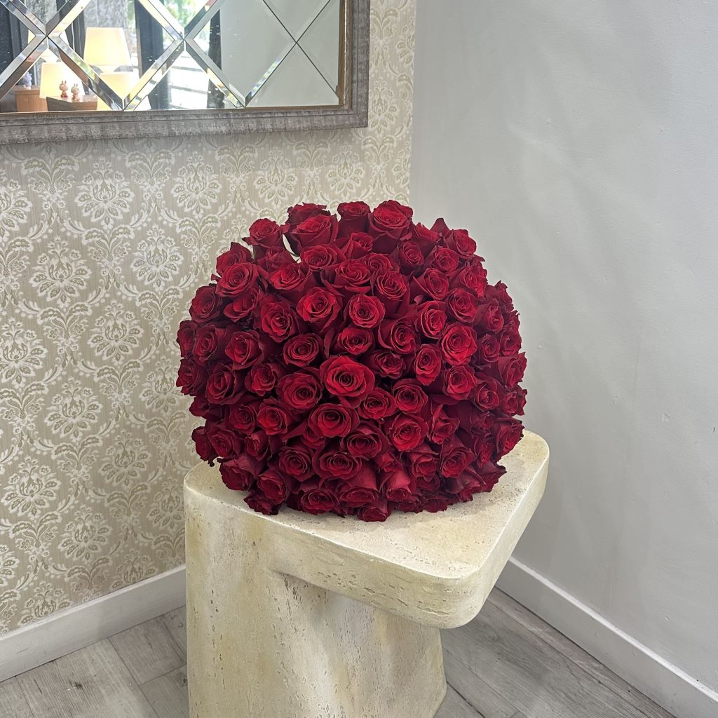 Red Color Roses – AY Flowers LLC
